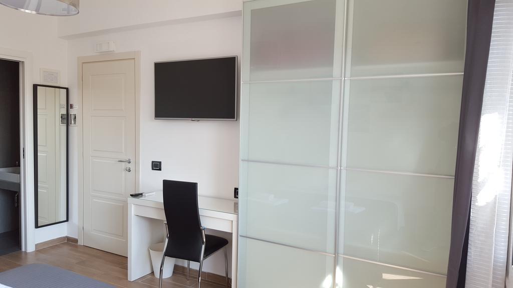 Luce Di Luna Luxury Suites Roma Dış mekan fotoğraf